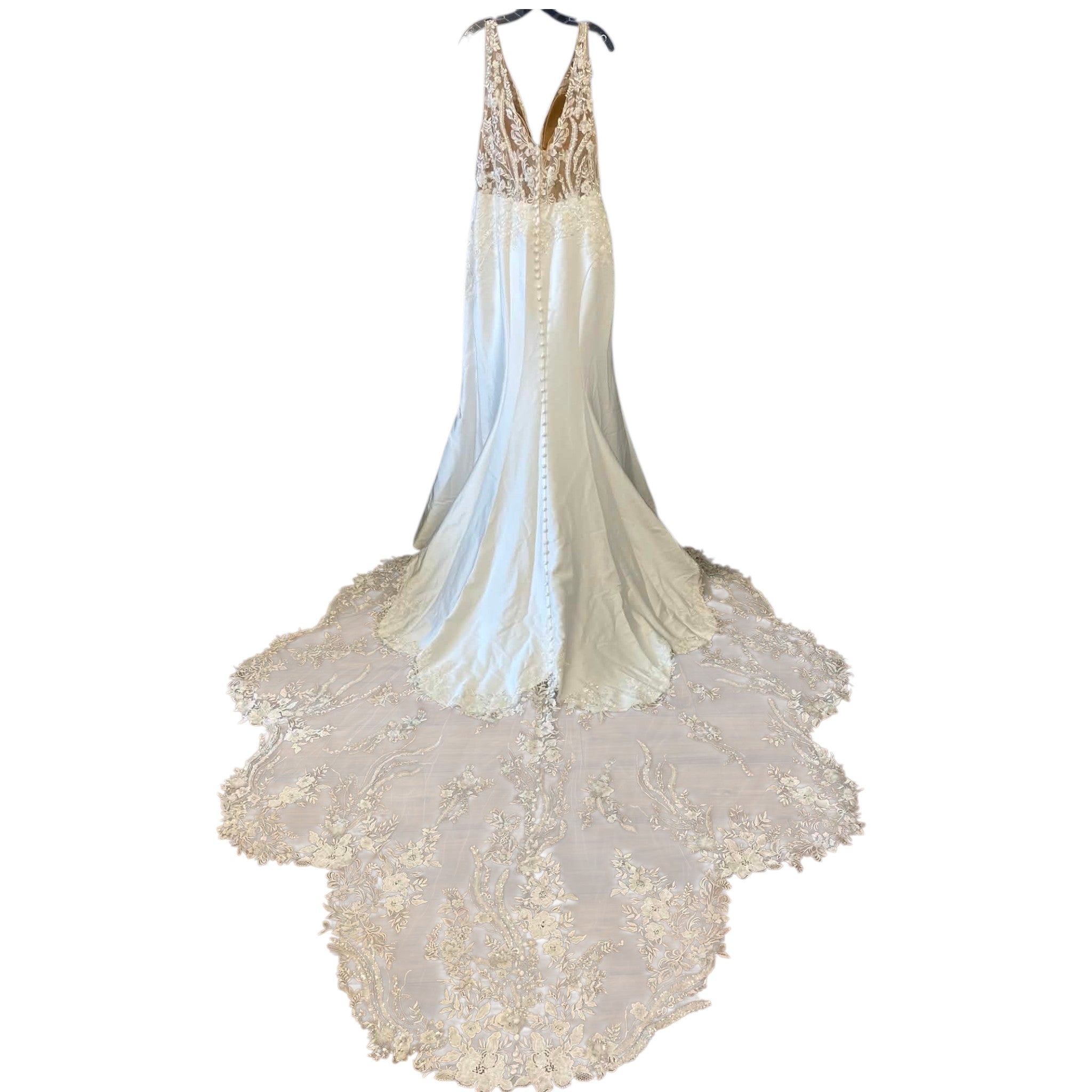 Ivory Nude Madison James Wedding Dress, 18