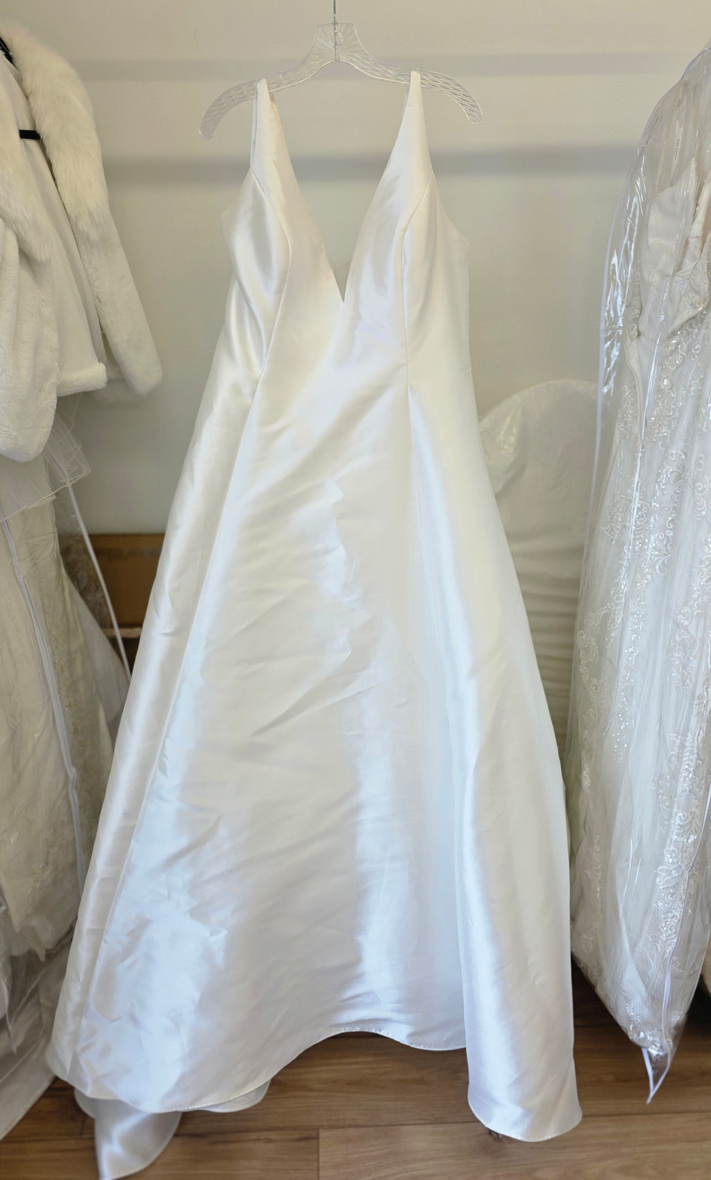 Wedding Wedding Dresses Avery Austin 22 White