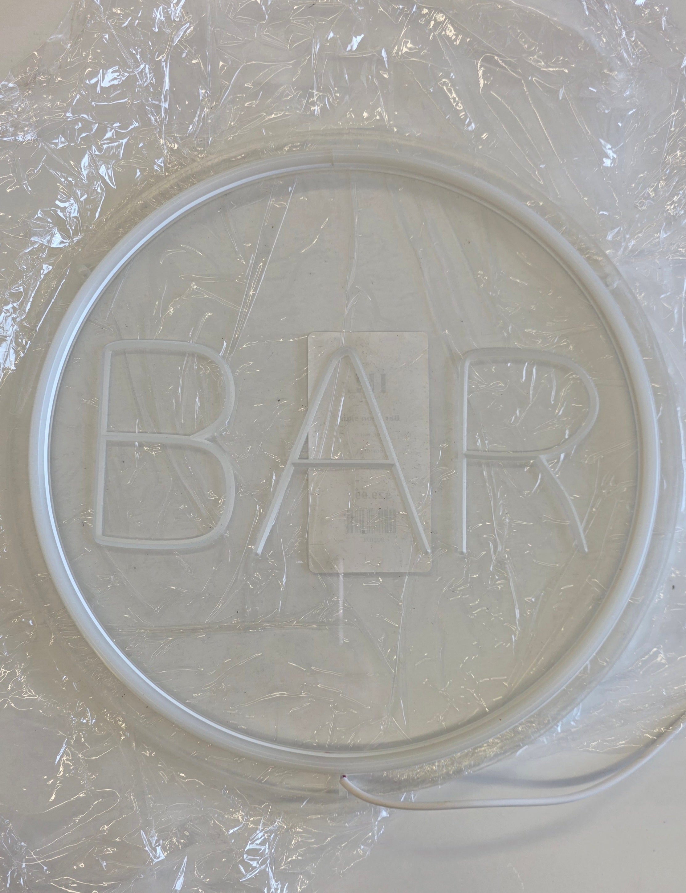 white / Bar neon sign