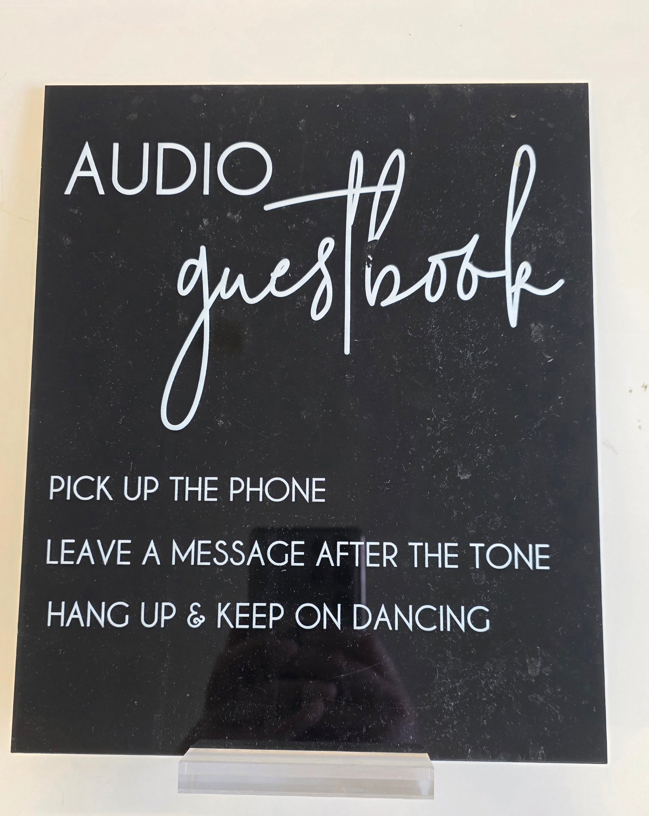 black white / Audio guest book sign