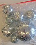 Silver / 7 assorted disco balls, Assorted