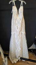 Ivory Champ Oleg Cassini Wedding Dress, 14