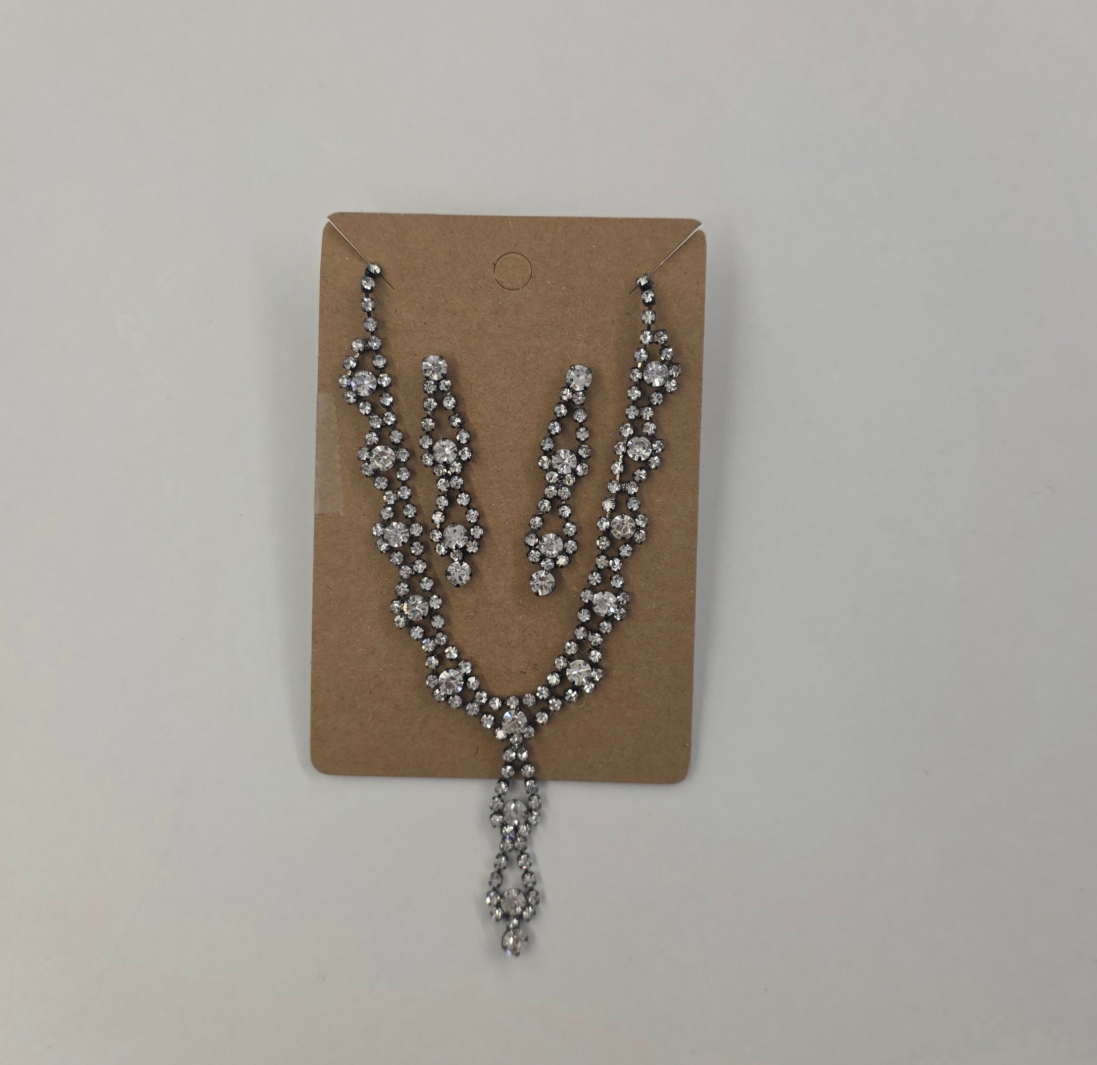 Black / Necklace, earring set