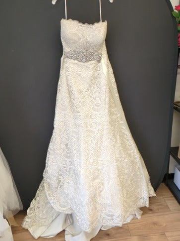 Ivory Allure Romance Wedding Dress, 24