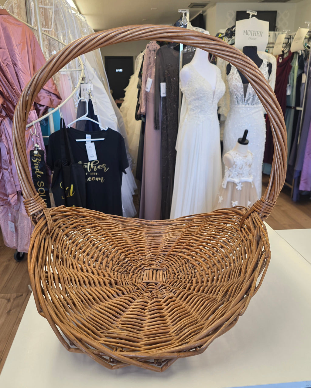 Brown / Flat Whicker Basket