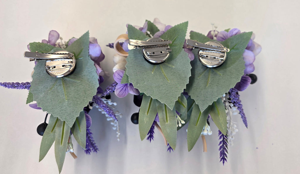 Purple White  3 - Boutonnieres