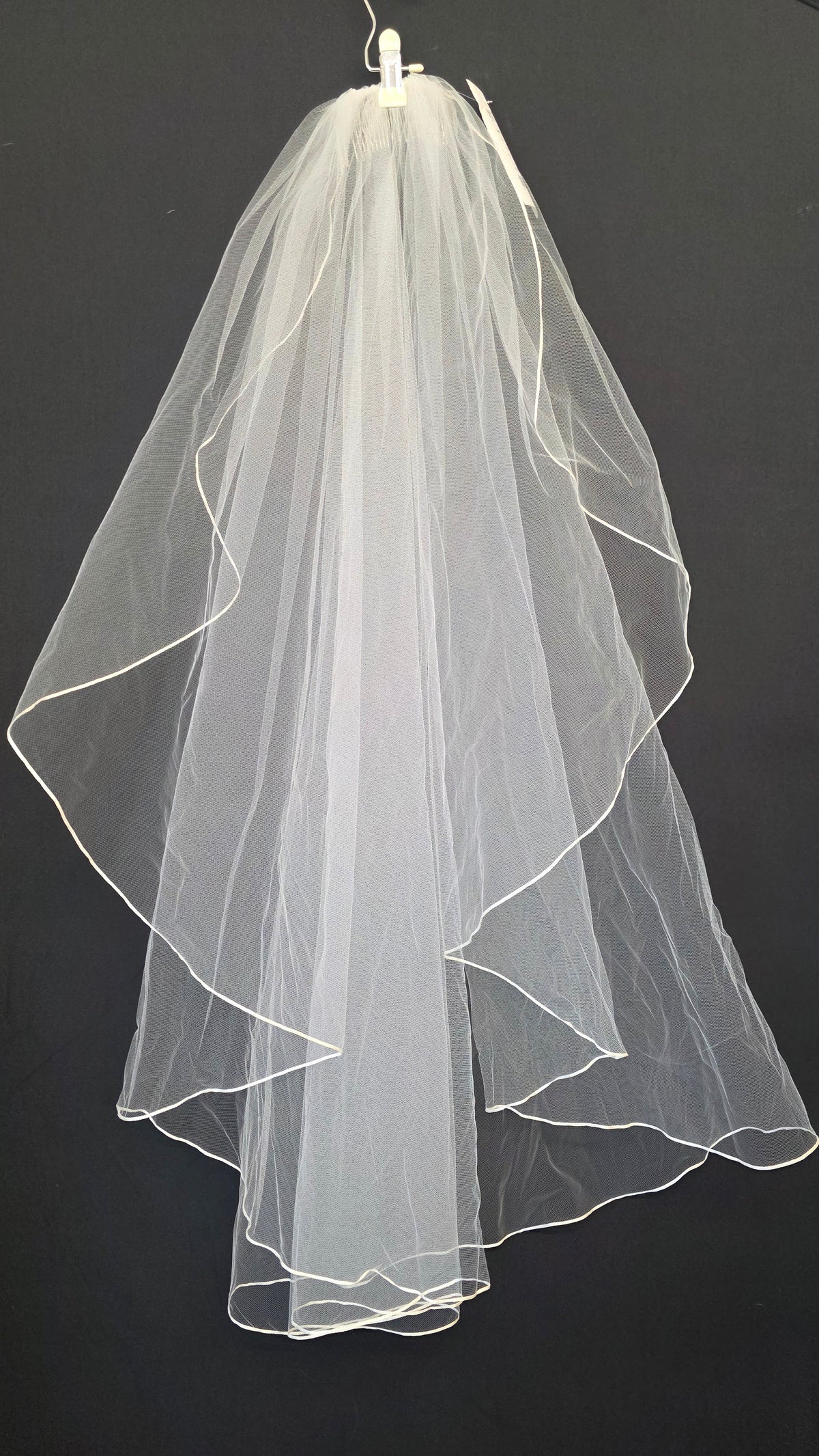 Ivory  Tulle Veil, Fingertip