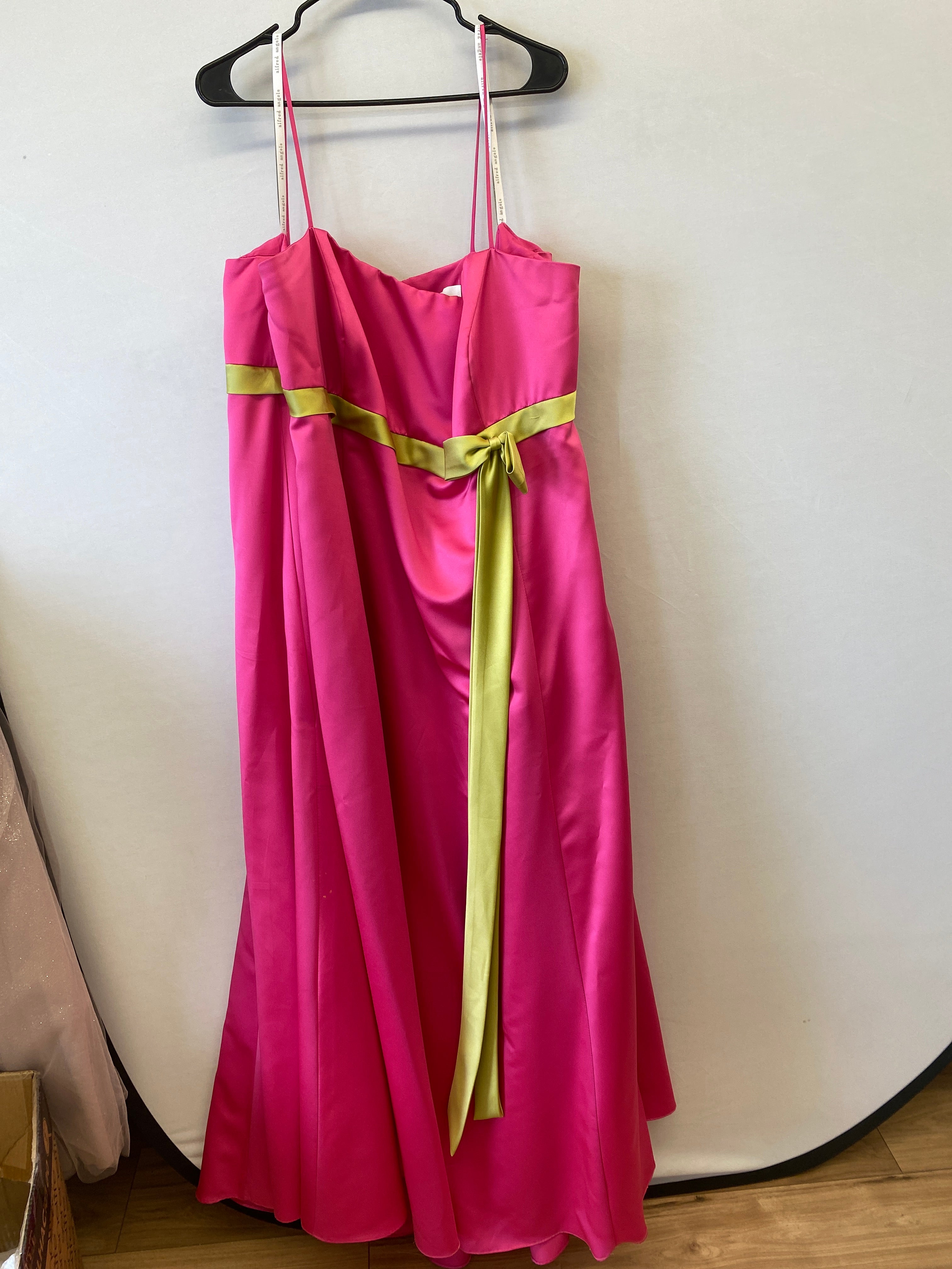 Formal Gowns Other Formals Alfred Angelo 28 Pink/Green