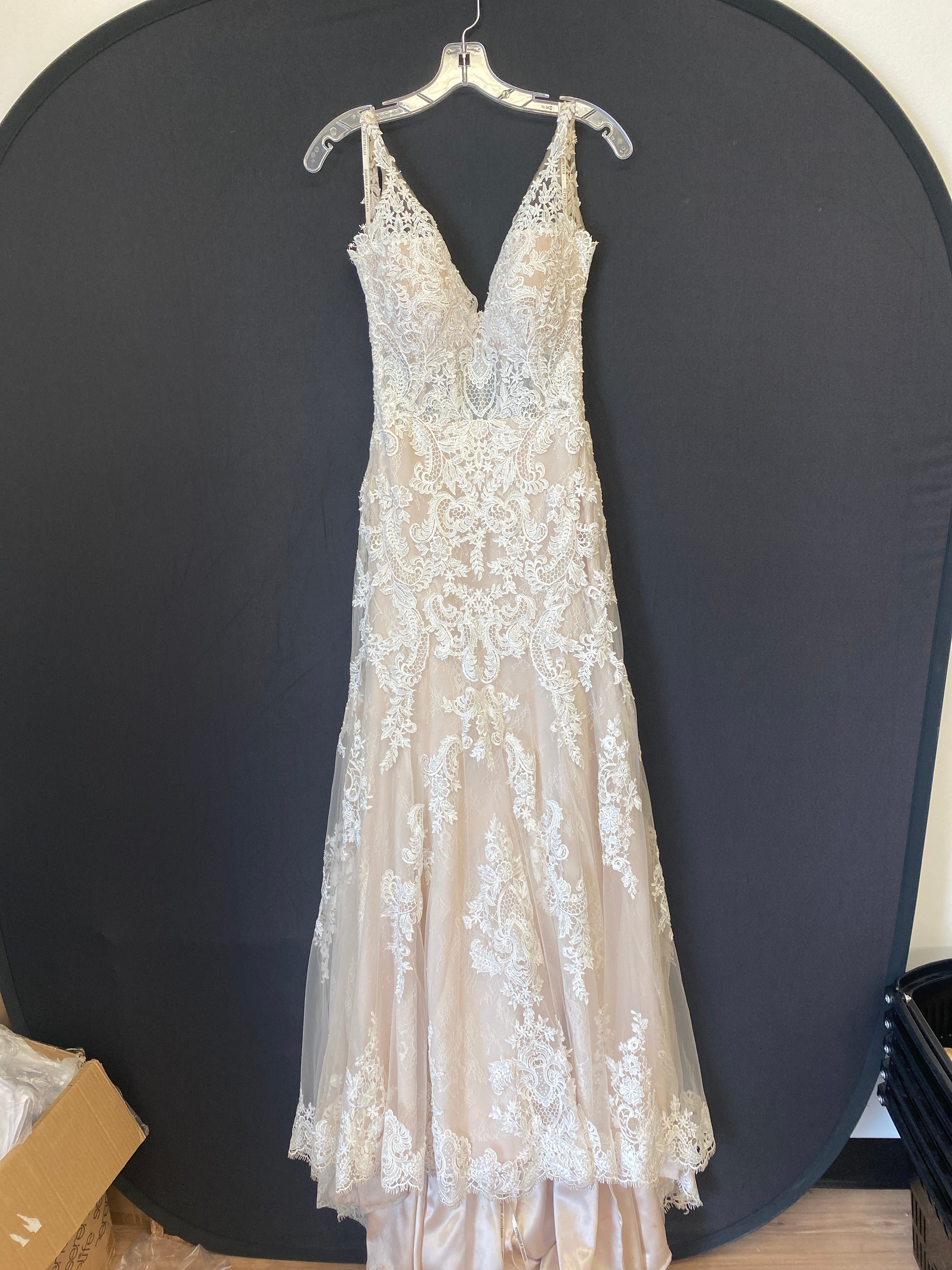 Ivory/Champagne Essence of Australia Wedding Dress D2387, 16 Alt 14